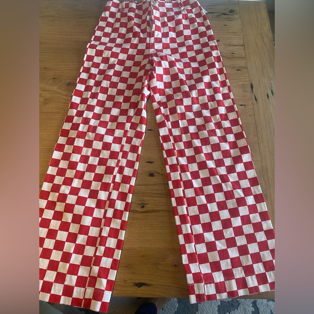 DH Apparel Women’s Red White Checkered Wide Leg Jean/Pant NWT